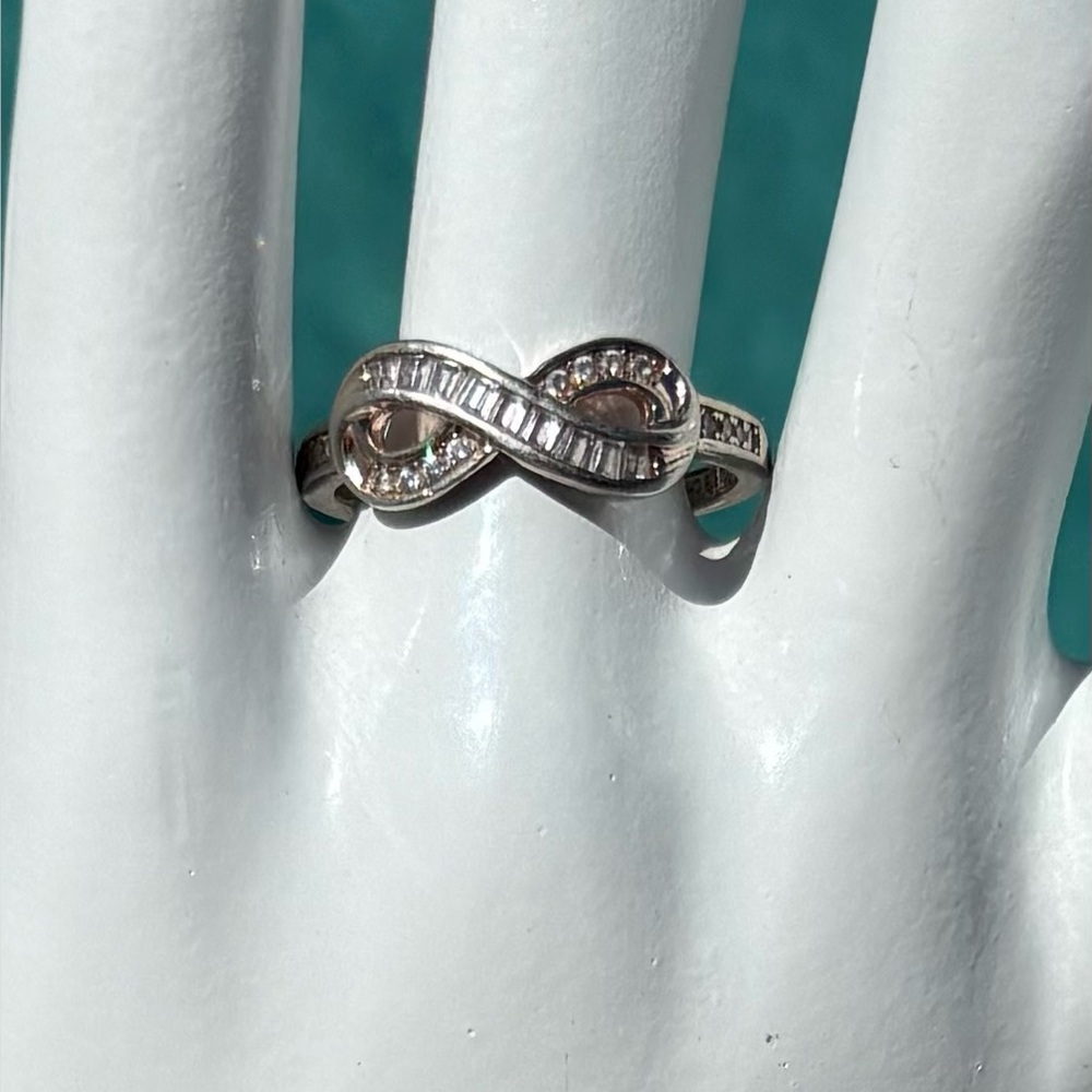 Sterling silver / white sapphire infinity symbol RING, size 7.5